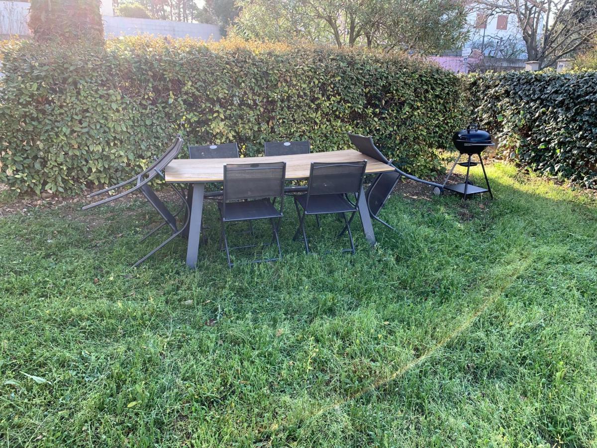Gignac - Superbe Cocon Independant Avec Balneo Et Jardin Apartment Luaran gambar