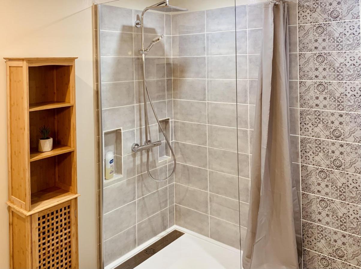 Gignac - Superbe Cocon Independant Avec Balneo Et Jardin Apartment Luaran gambar